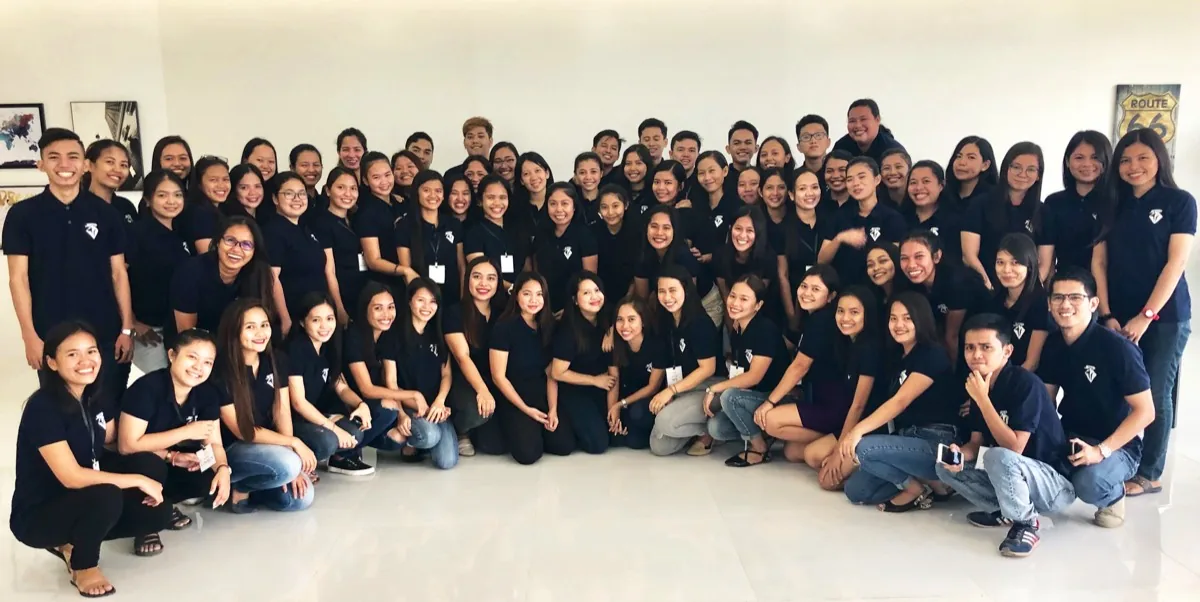 SOP 教務團隊合影，全體通過 TESOL 國際英語師資課程教學認證